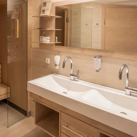 Hotel Superior Post 4*