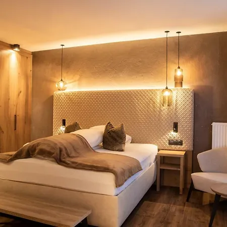 Superior Post Ischgl