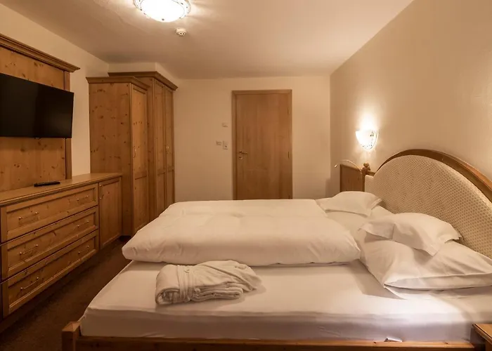 Superior Post Hotel 4*