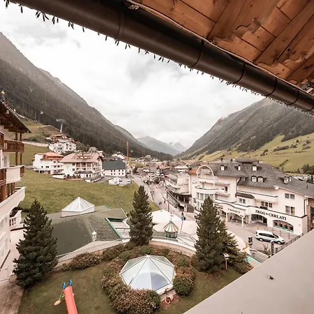 Superior Post Отель 4*